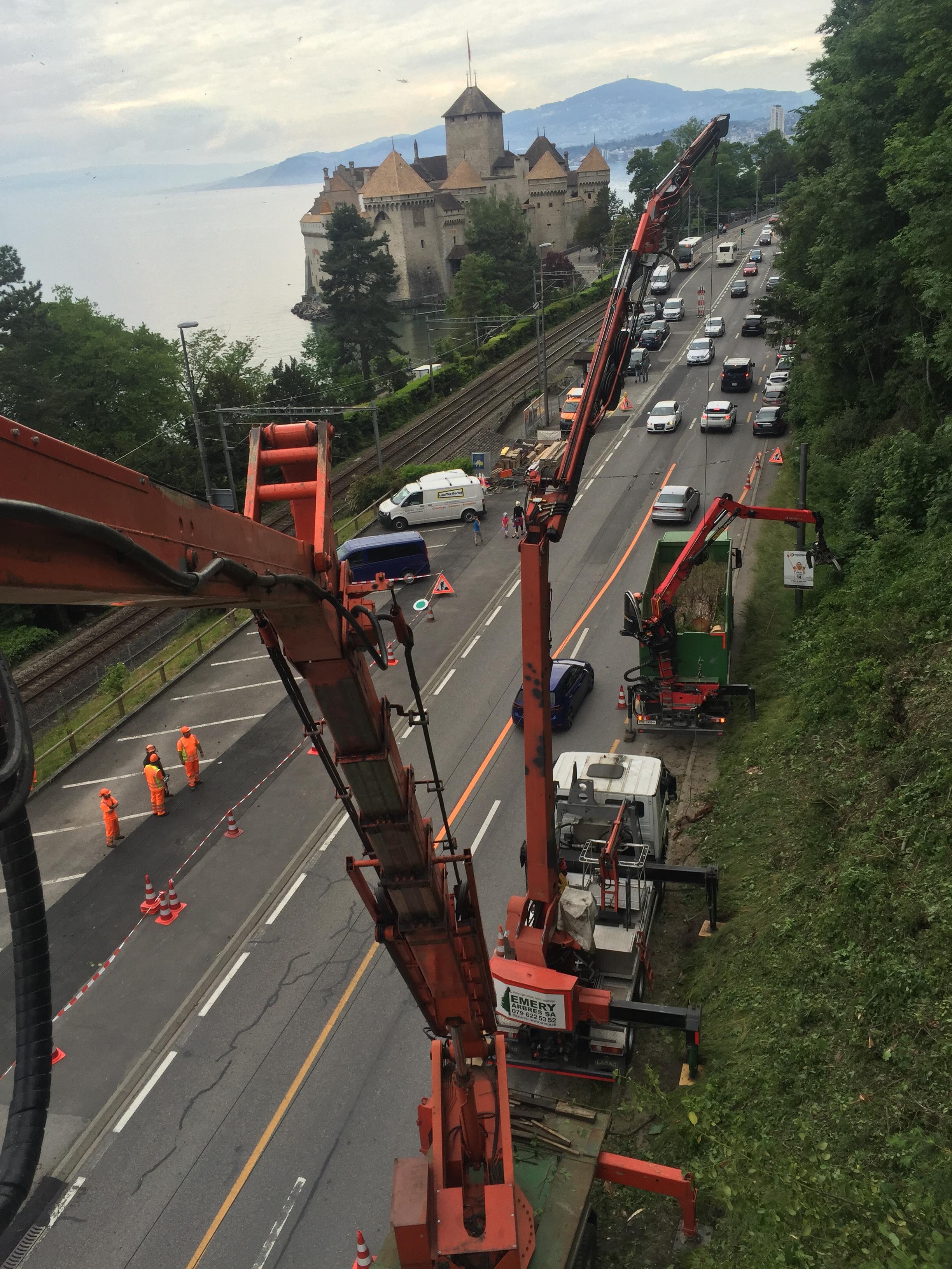 Nettoyage de falaises dans le Jura — SAS POLYVIER